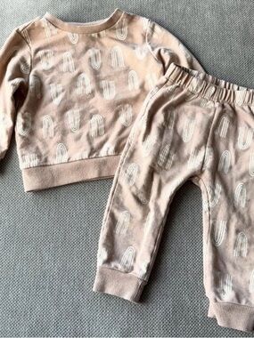 Neutral Pink Rainbow Print Baby Sweatshirt & Pants Set